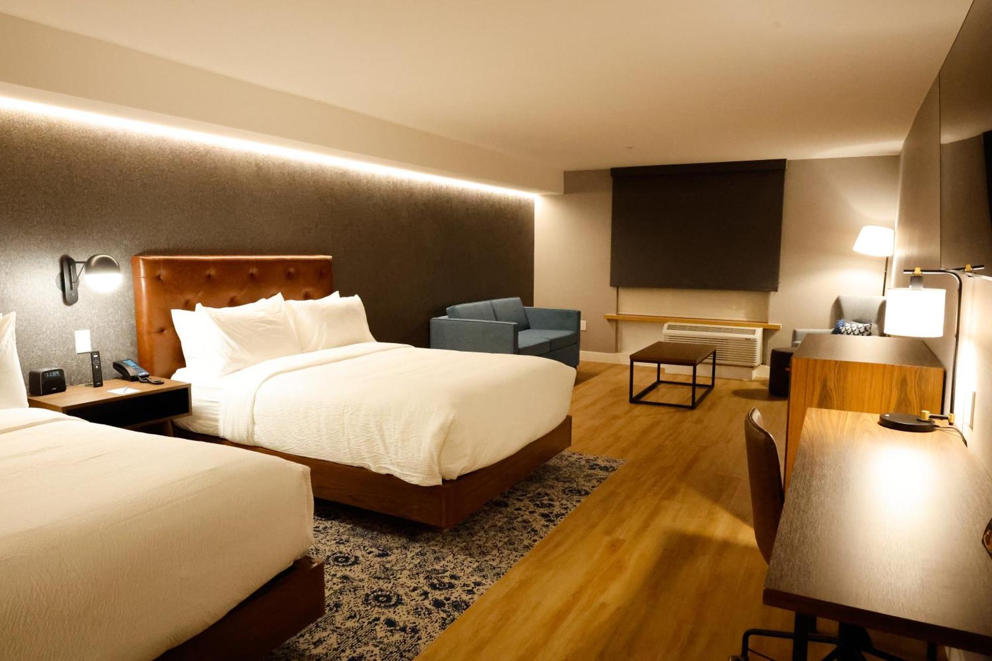 Four Points By Sheraton Austin Airport Exterior photo